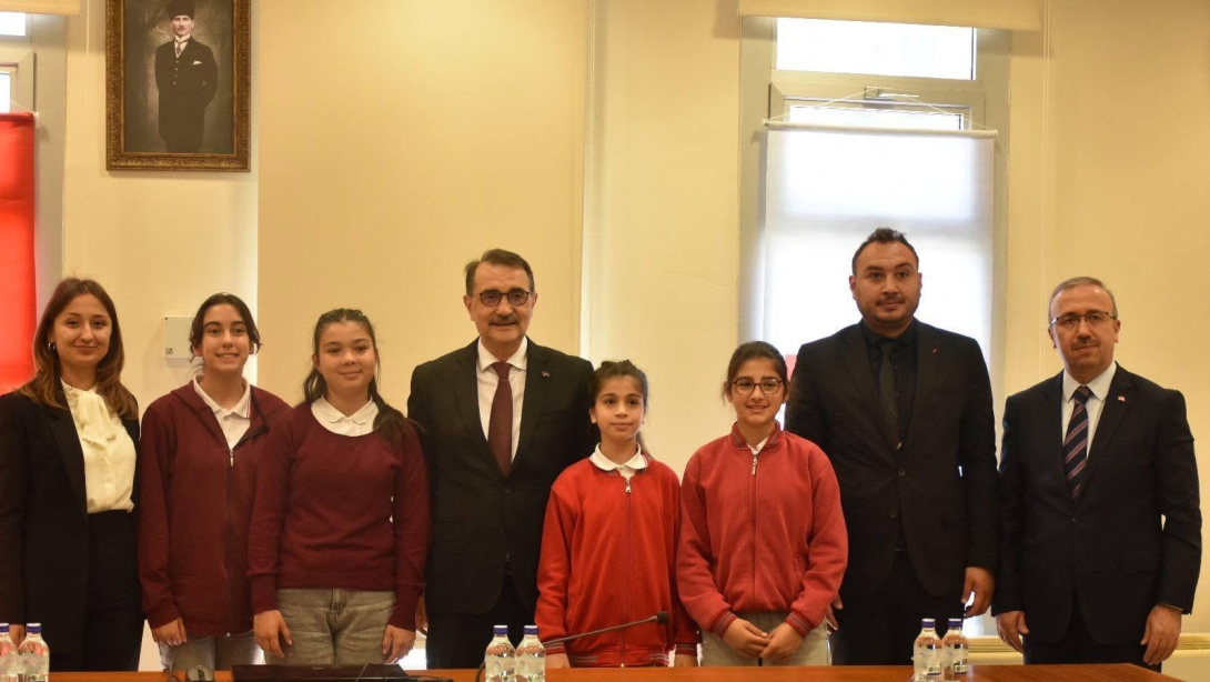 Geleceğe Açılan Kapı: Eskişehir TÜBİTAK Kitaplarını Okuyor Projesi kapsamında anlamlı buluşma!